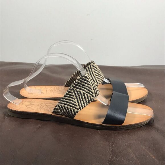 Dolce Vita Natural slip on sandals - Picture 1 of 7